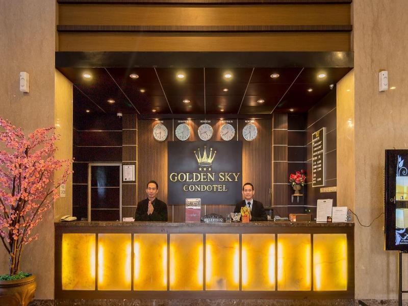 Golden Sky Condotel - Lobi