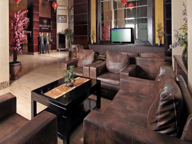 Golden Sky Condotel - Lobi