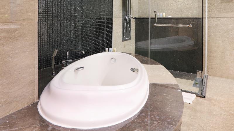 Holiday Inn Bandung Pasteur - Oda