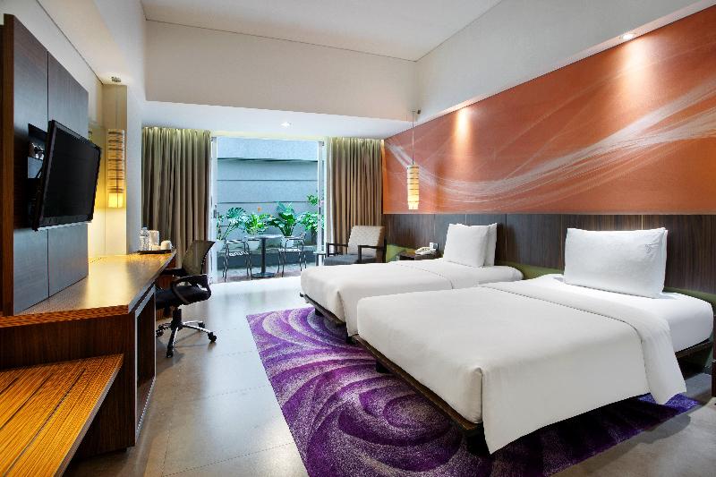 Holiday Inn Bandung Pasteur - Oda