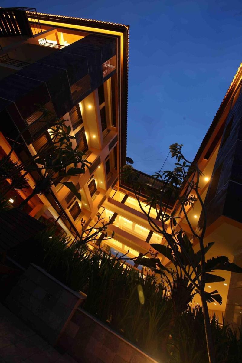 Bali World - Genel