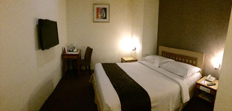 Serela Hotel Riau Bandung - Oda