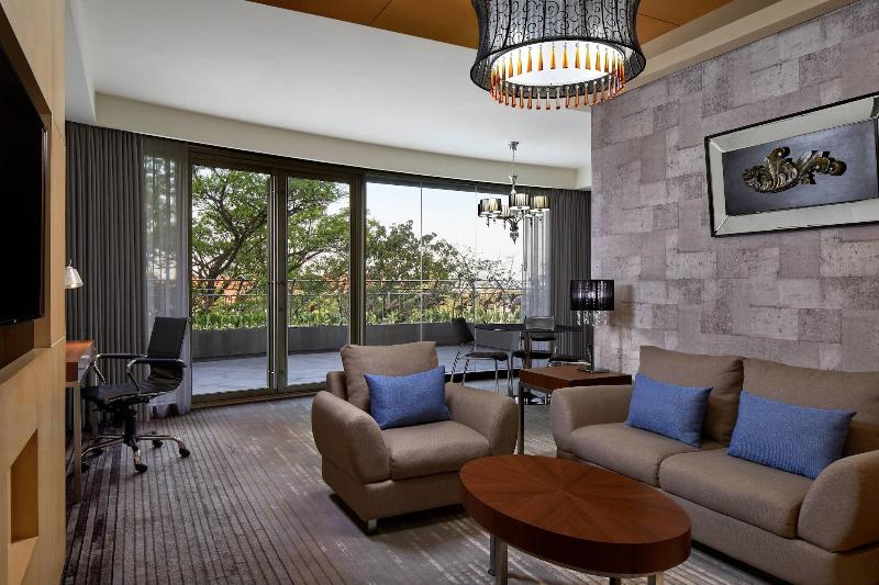 Courtyard Bandung Dago - Oda