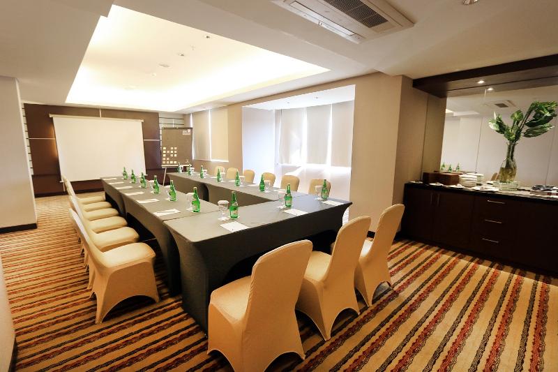 Java Paragon Hotel And Residences Surabaya - Toplantı