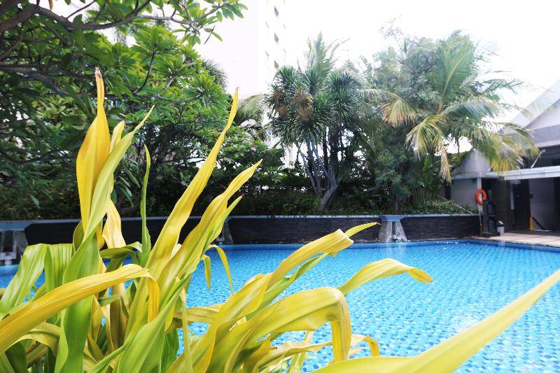 Java Paragon Hotel And Residences Surabaya - Havuz