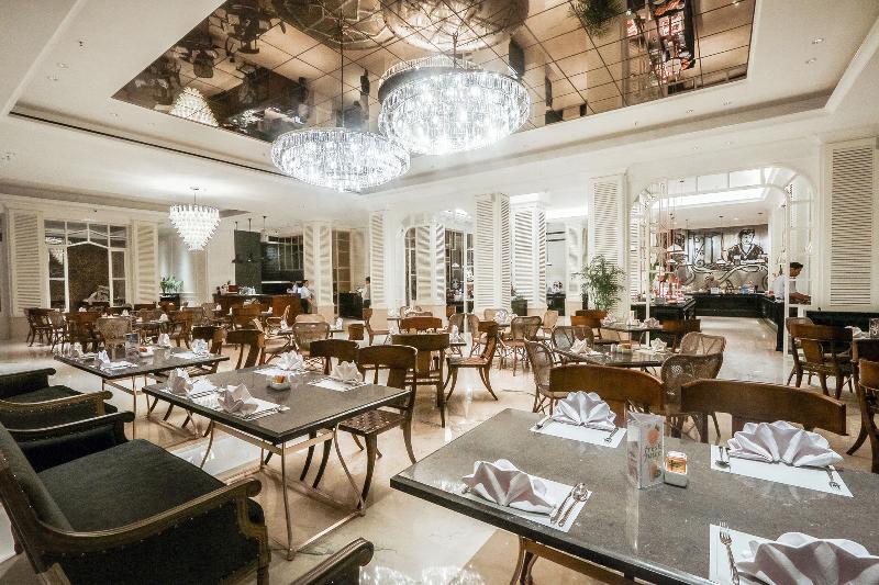 Java Paragon Hotel And Residences Surabaya - Restoran