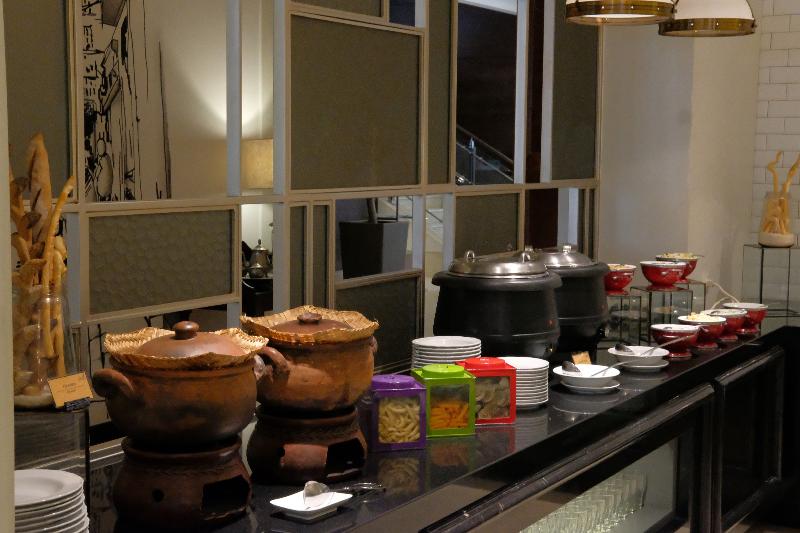 Java Paragon Hotel And Residences Surabaya - Restoran