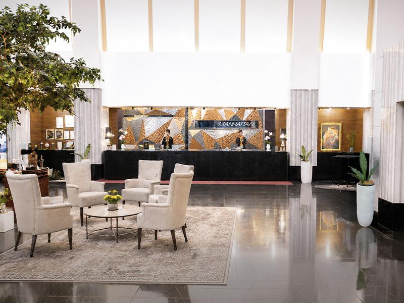 Manhattan Hotel Jakarta - Lobi