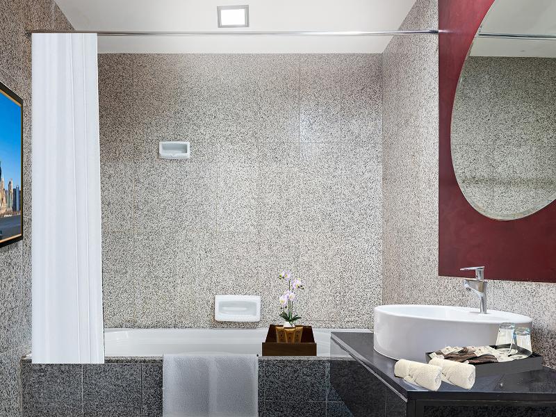 Manhattan Hotel Jakarta - Oda