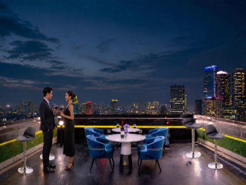 Manhattan Hotel Jakarta - Restoran