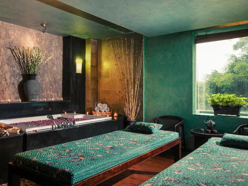 Mercure Surabaya Grand Mirama - Aktivite