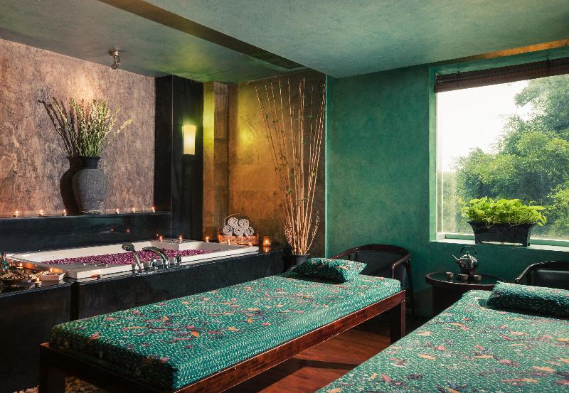 Mercure Surabaya Grand Mirama - Aktivite