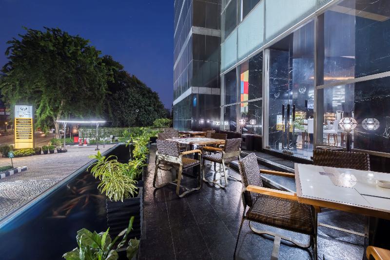 Merlynn Park - Bar