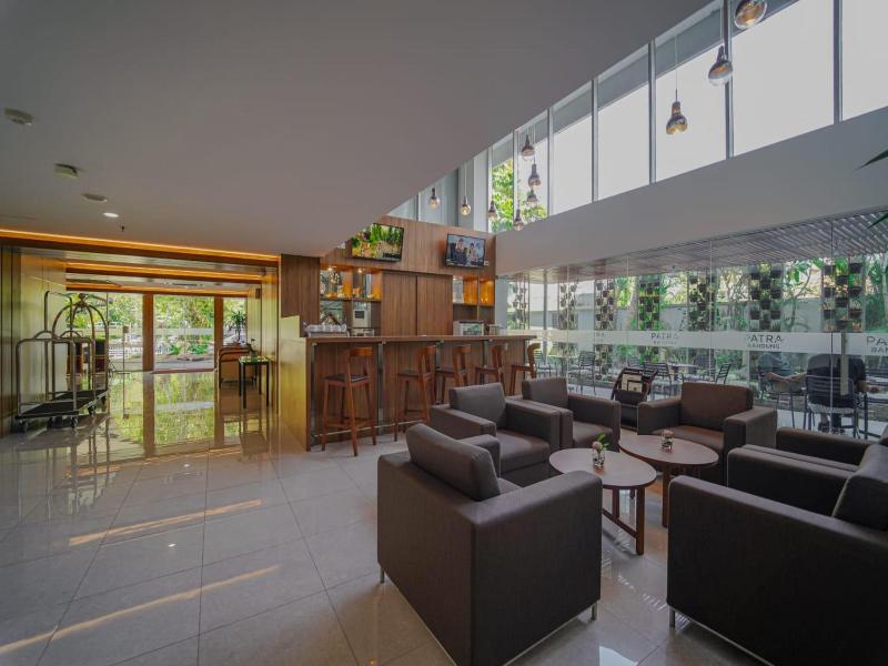 Patra Comfort Bandung hotel - Lobi