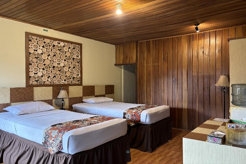Hotel Pesona Bamboe Lembang by ZUZU - Oda