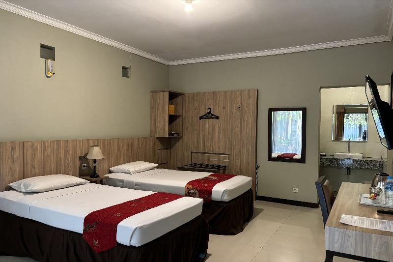 Hotel Pesona Bamboe Lembang by ZUZU - Oda