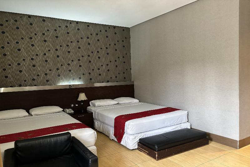 Hotel Pesona Bamboe Lembang by ZUZU - Oda