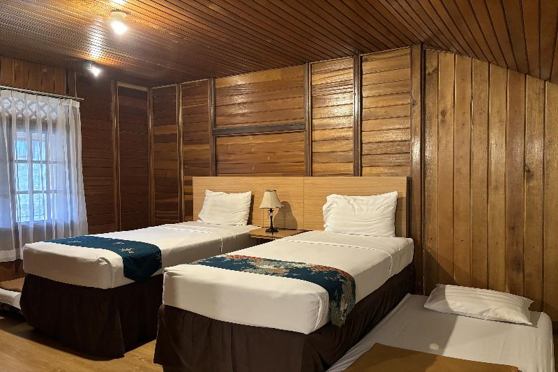 Hotel Pesona Bamboe Lembang by ZUZU - Oda