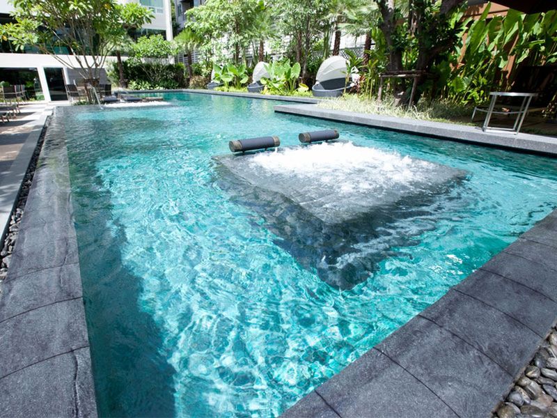 Sora Resort & Suites Sukhumvit - Havuz