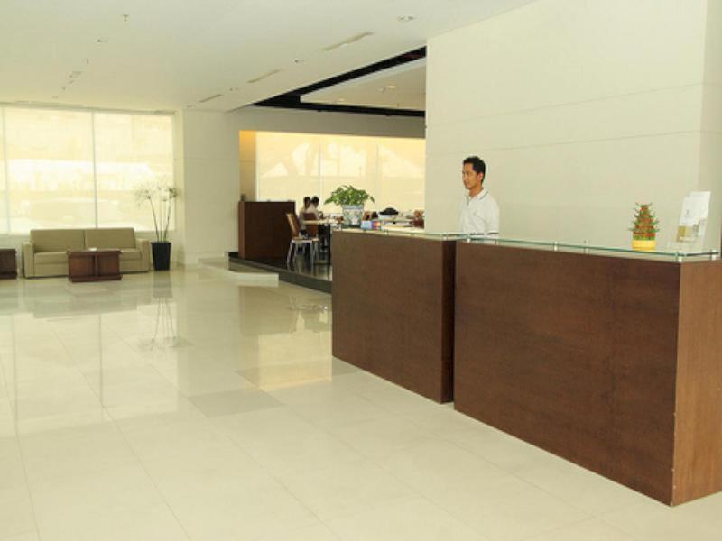 Triniti Jakarta - Lobi