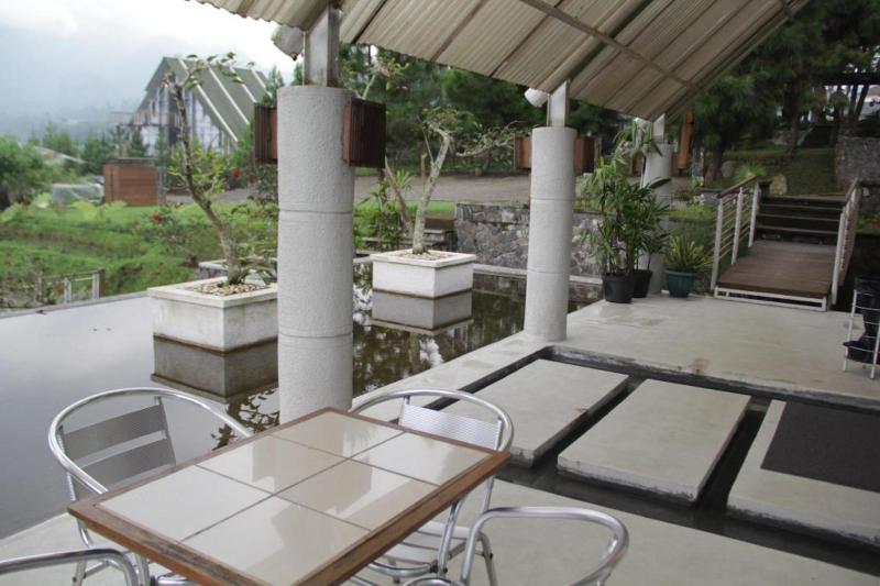 Vila Air Natural Resort - Teras