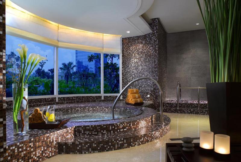 The Ritz-Carlton Jakarta, Pacific Place - Genel