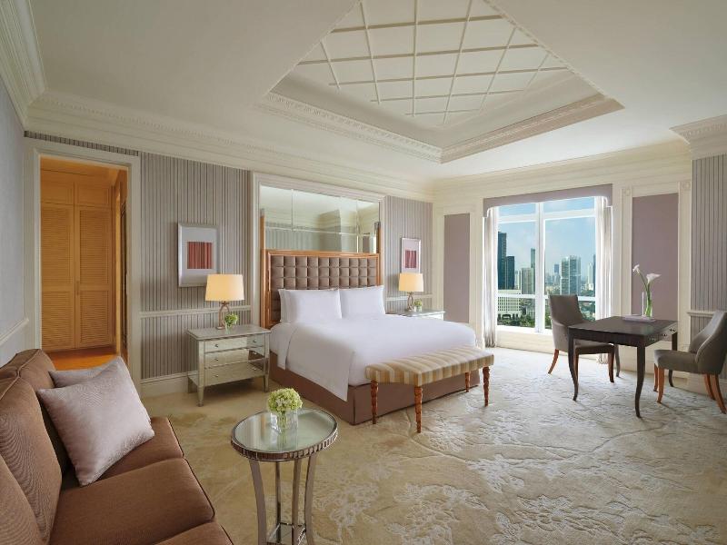 The Ritz-Carlton Jakarta, Pacific Place - Oda