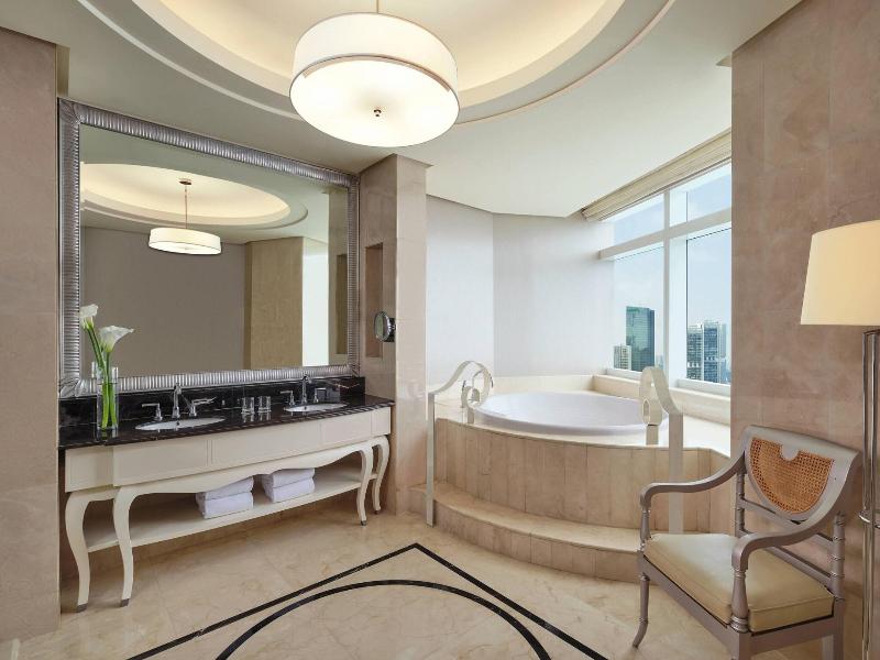 The Ritz-Carlton Jakarta, Pacific Place - Oda