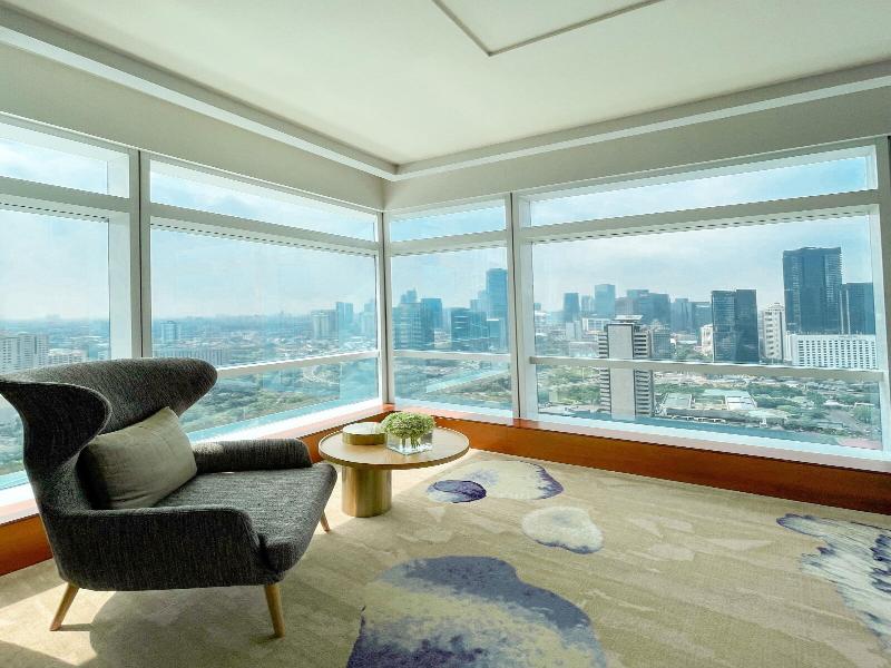 The Ritz-Carlton Jakarta, Pacific Place - Oda