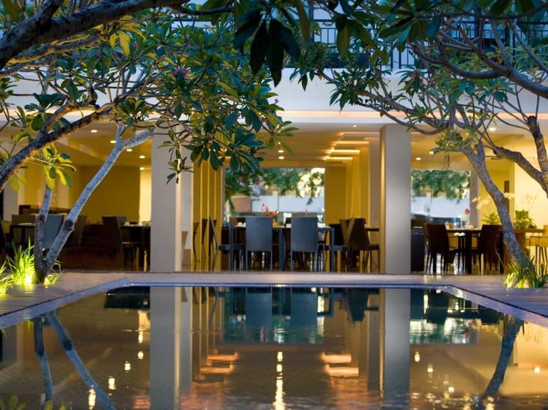 Hotel Santika Kuta - Lobi