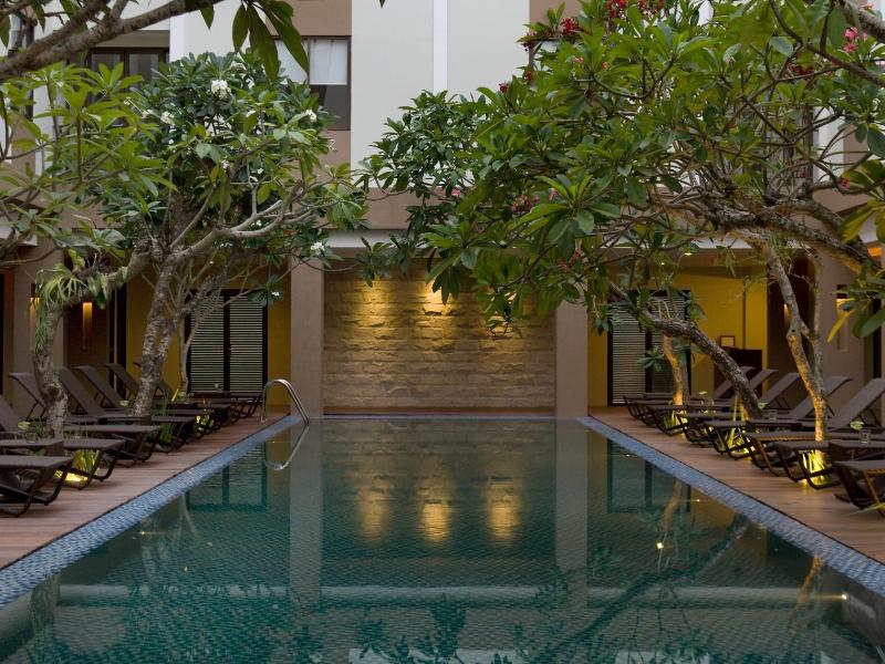 Hotel Santika Kuta - Havuz