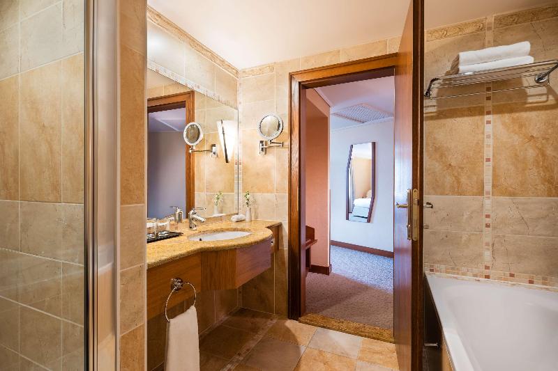Lindner Hotel Prague Castle, part of JdV by Hyatt - Oda