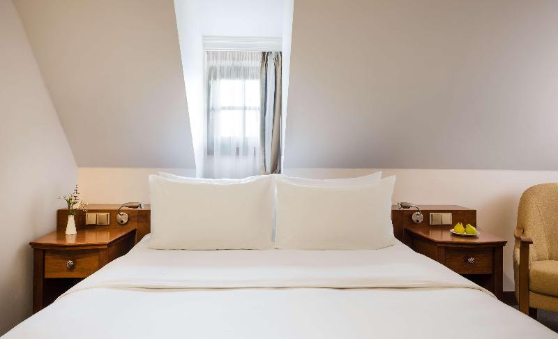 Lindner Hotel Prague Castle, part of JdV by Hyatt - Oda