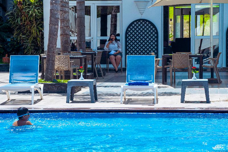 Hotel Andalucia Golf & Spa Tanger - Havuz