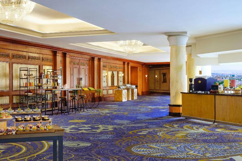 JW Marriott Hotel Surabaya - Toplantı