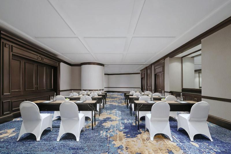 JW Marriott Hotel Surabaya - Toplantı