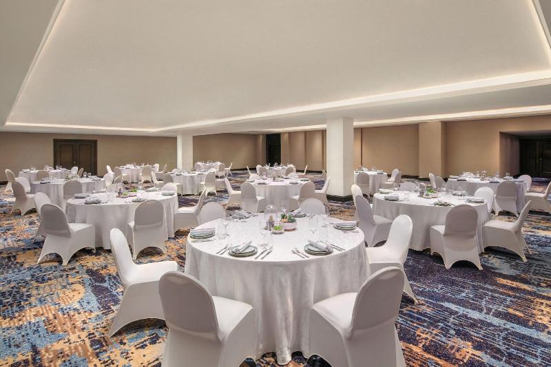 JW Marriott Hotel Surabaya - Toplantı