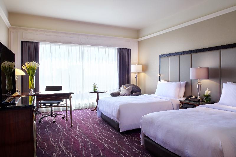 JW Marriott Hotel Surabaya - Oda