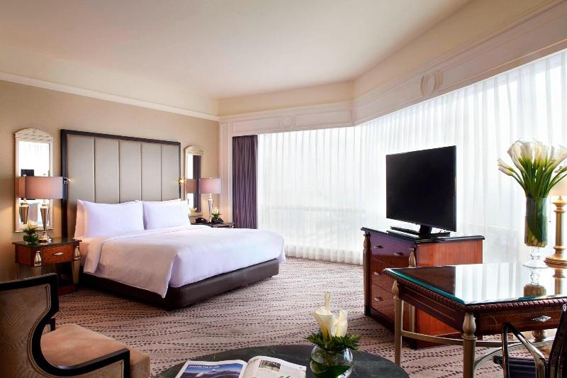 JW Marriott Hotel Surabaya - Oda