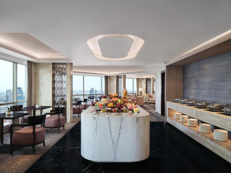 JW Marriott Hotel Surabaya - Oda