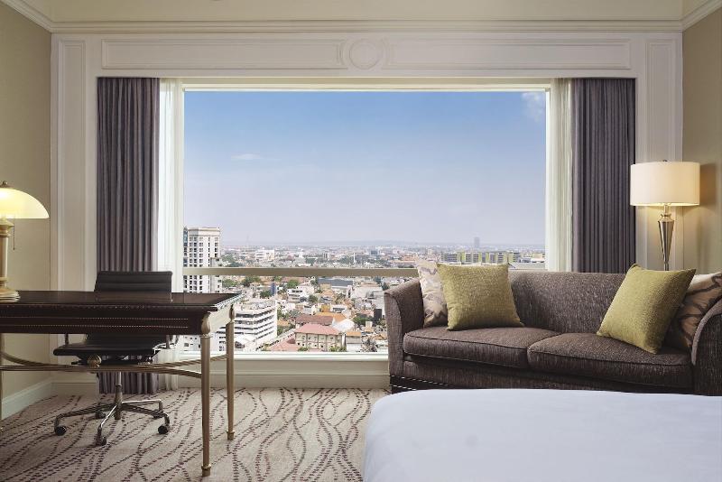 JW Marriott Hotel Surabaya - Oda