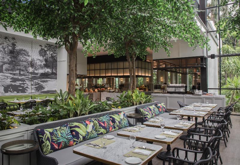 JW Marriott Hotel Surabaya - Restoran