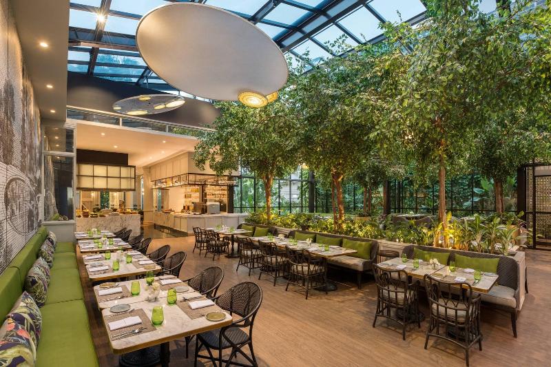 JW Marriott Hotel Surabaya - Restoran