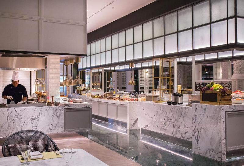 JW Marriott Hotel Surabaya - Restoran