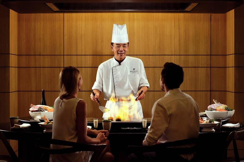 JW Marriott Hotel Surabaya - Restoran