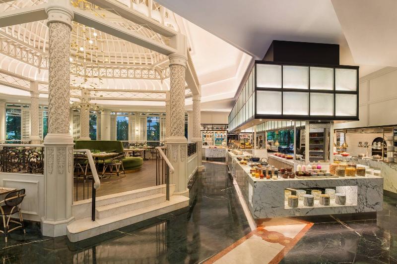 JW Marriott Hotel Surabaya - Restoran