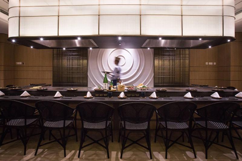 JW Marriott Hotel Surabaya - Restoran