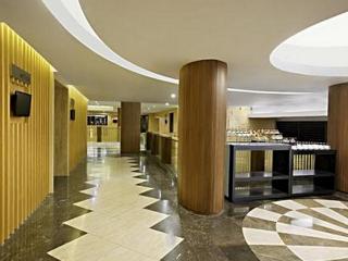Hotel Santika Pandegiling Surabaya fotoÄŸrafÄ±