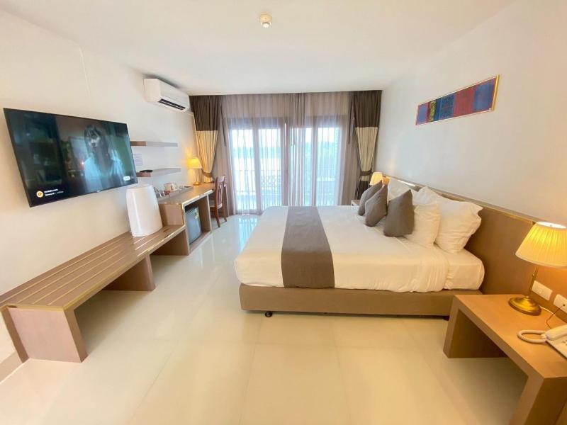 Siam Triangle - Oda