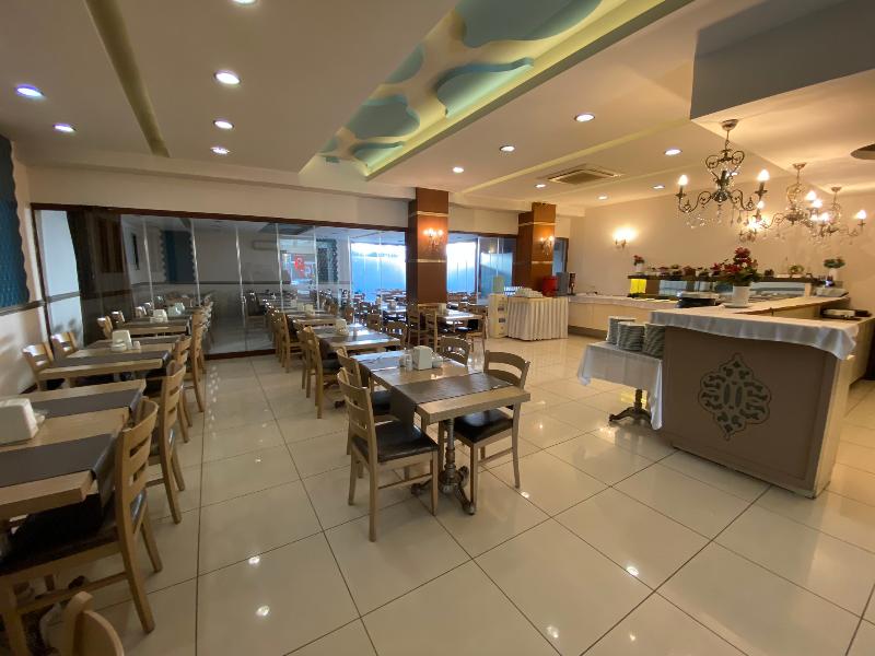 Grand Anzac - Restoran